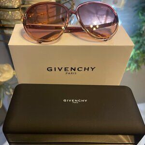 GivenchySunglass1